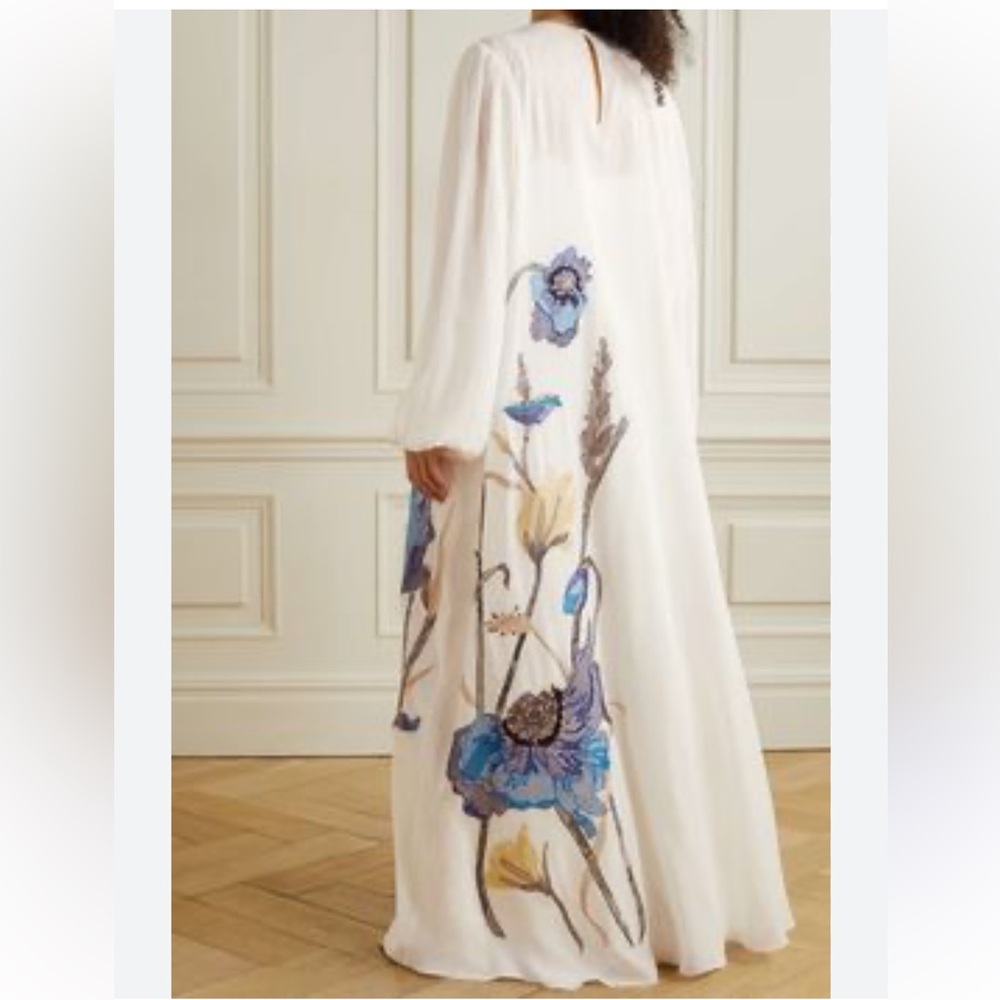 Costarellos Embroidered Silk-blend
Gown in Blue size DE32 fits like S